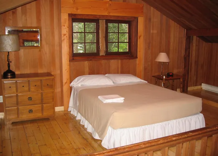 Les Chalets Du Lac Grenier