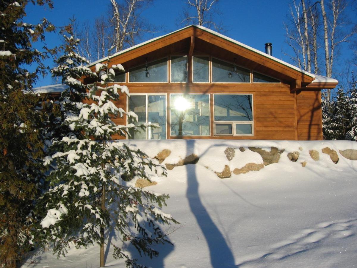 Les Chalets Du Lac Grenier *