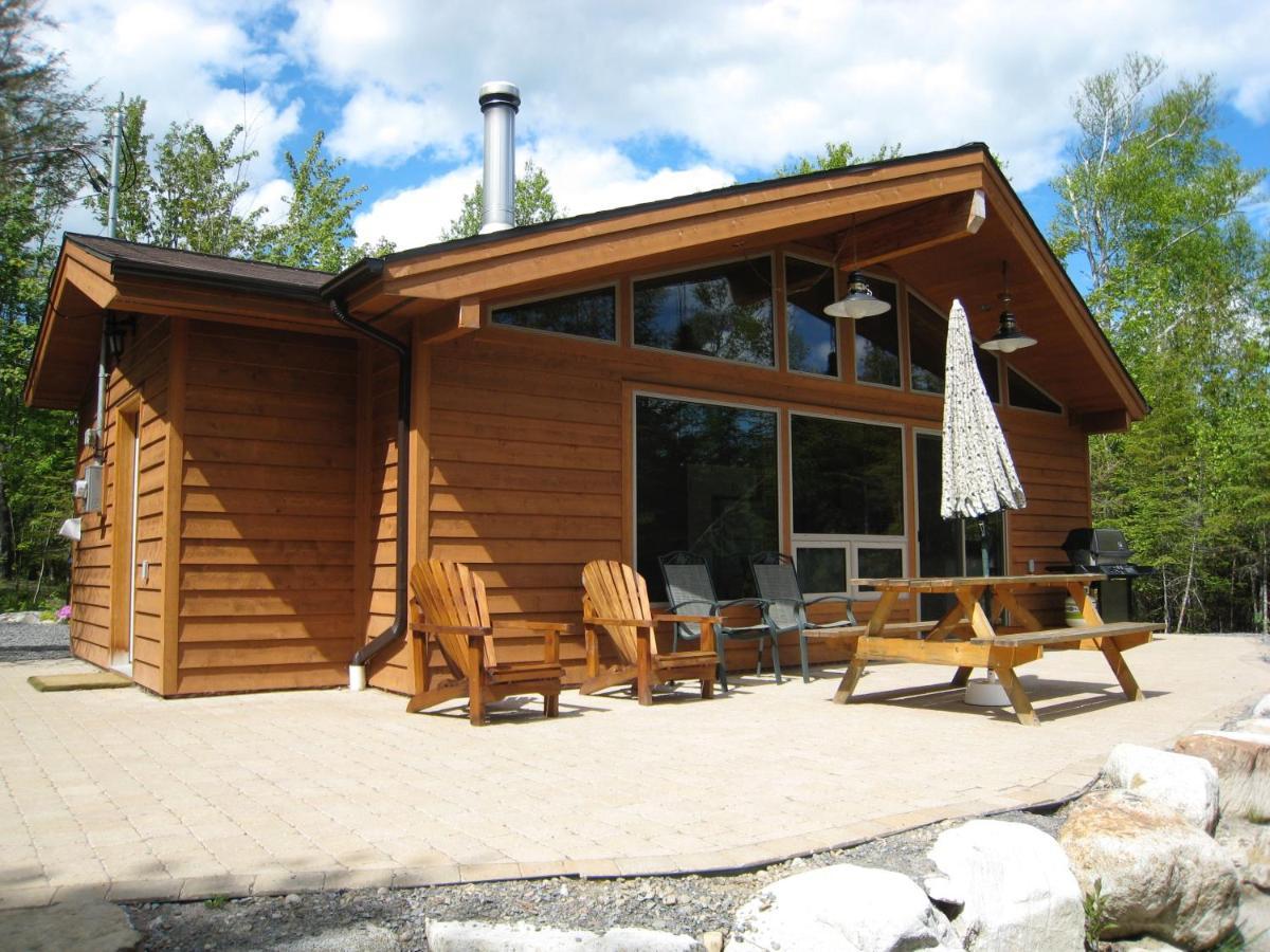 Chalet Les Chalets Du Lac Grenier