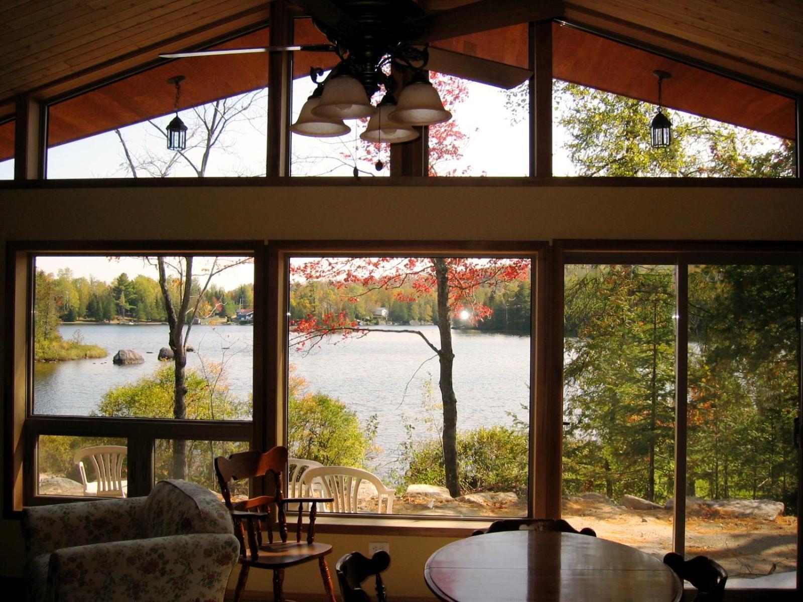 Les Du Grenier Chalet Chertsey